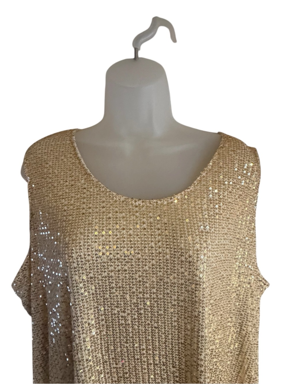 NWT Sequin Scoop Neck Tank Top in Gold -PLUS: 2X #13 - Picture 2 of 9